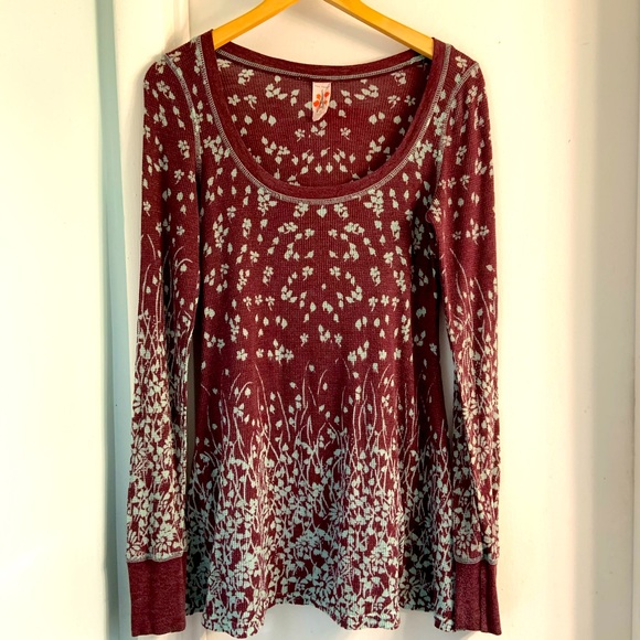 Free People Tops - Free People Mauve Light Blue Floral Thermal Tunic